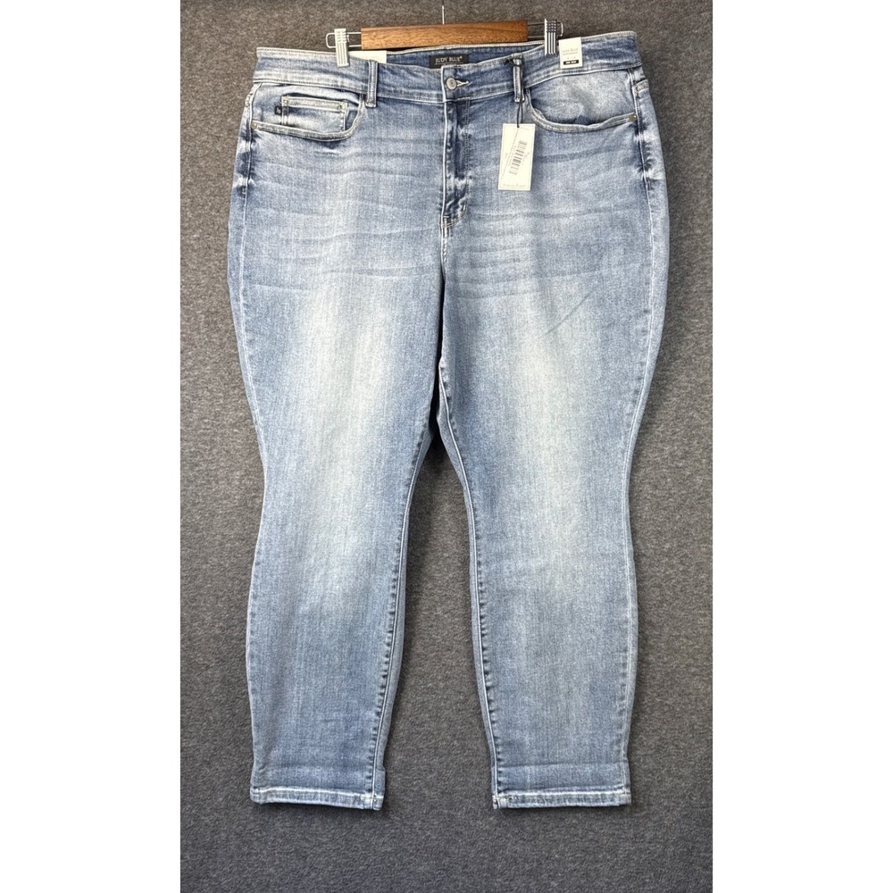 NWT Judy Blue Boyfriend Jeans Womens 22W Light Blue Mid Rise Bleach Wash Stretch